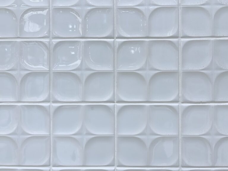 Uma Grade De Azulejos Brancos Texturizados LtZlxlngn98