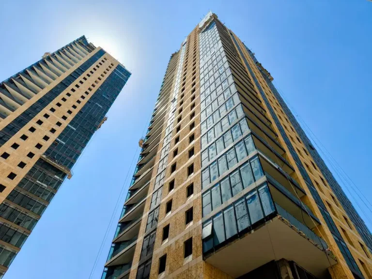 Quais empreendimentos de alto padrão estão em construção em BH?