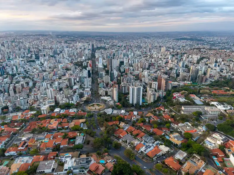 Quais regiões de BH mais valorizam imóveis de alto padrão?